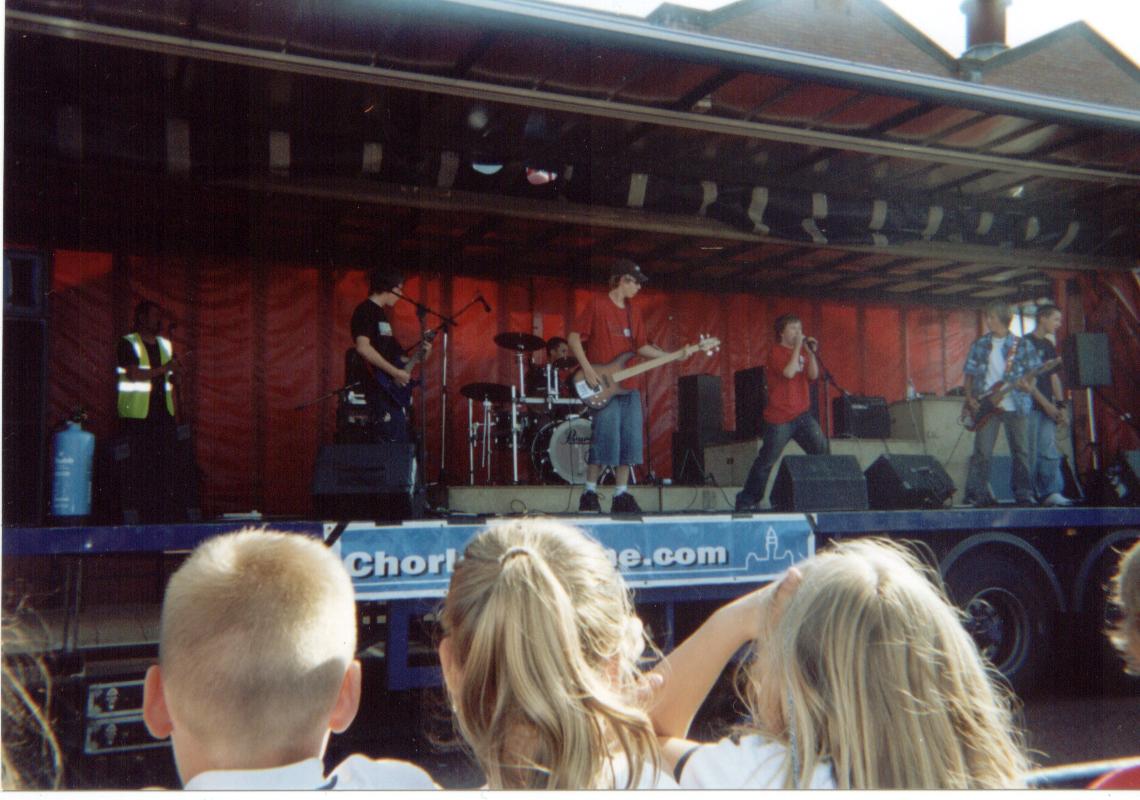 chorleyfestapliveace.jpg
